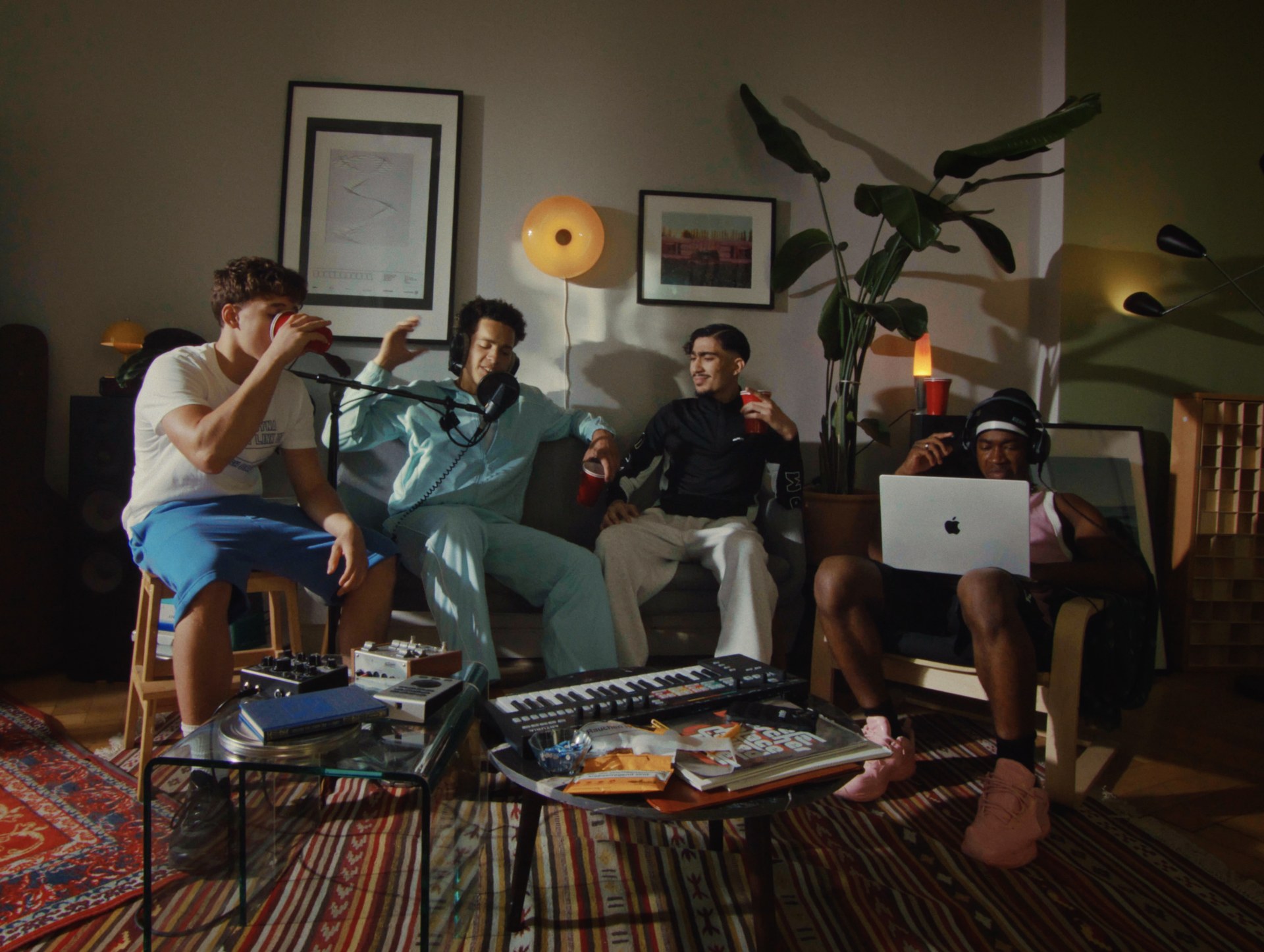 6PM — Go Out and Complete the Mission — film still by Diego Gardo